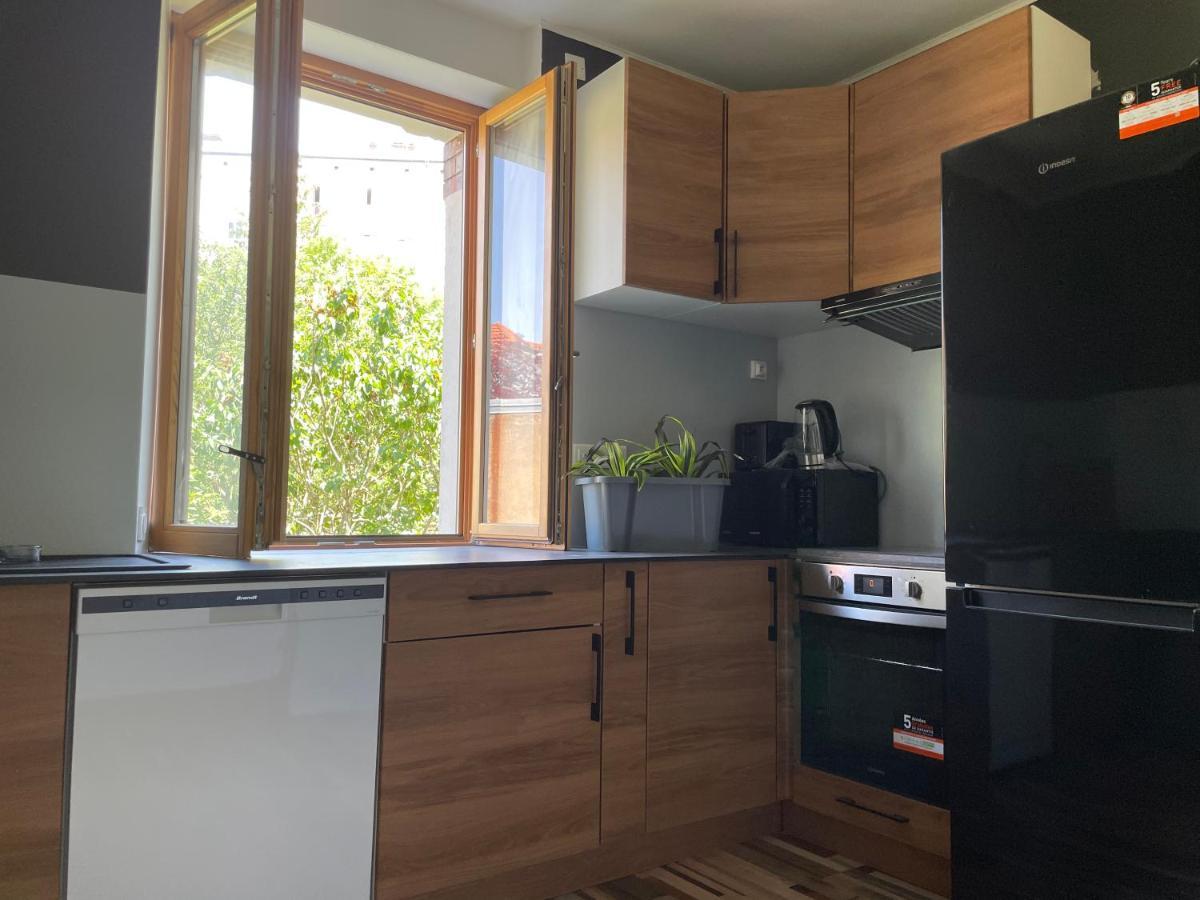 بُيزانكون Chambre Privee Vue Sur Le Jardin Proche Centre Ville المظهر الخارجي الصورة
